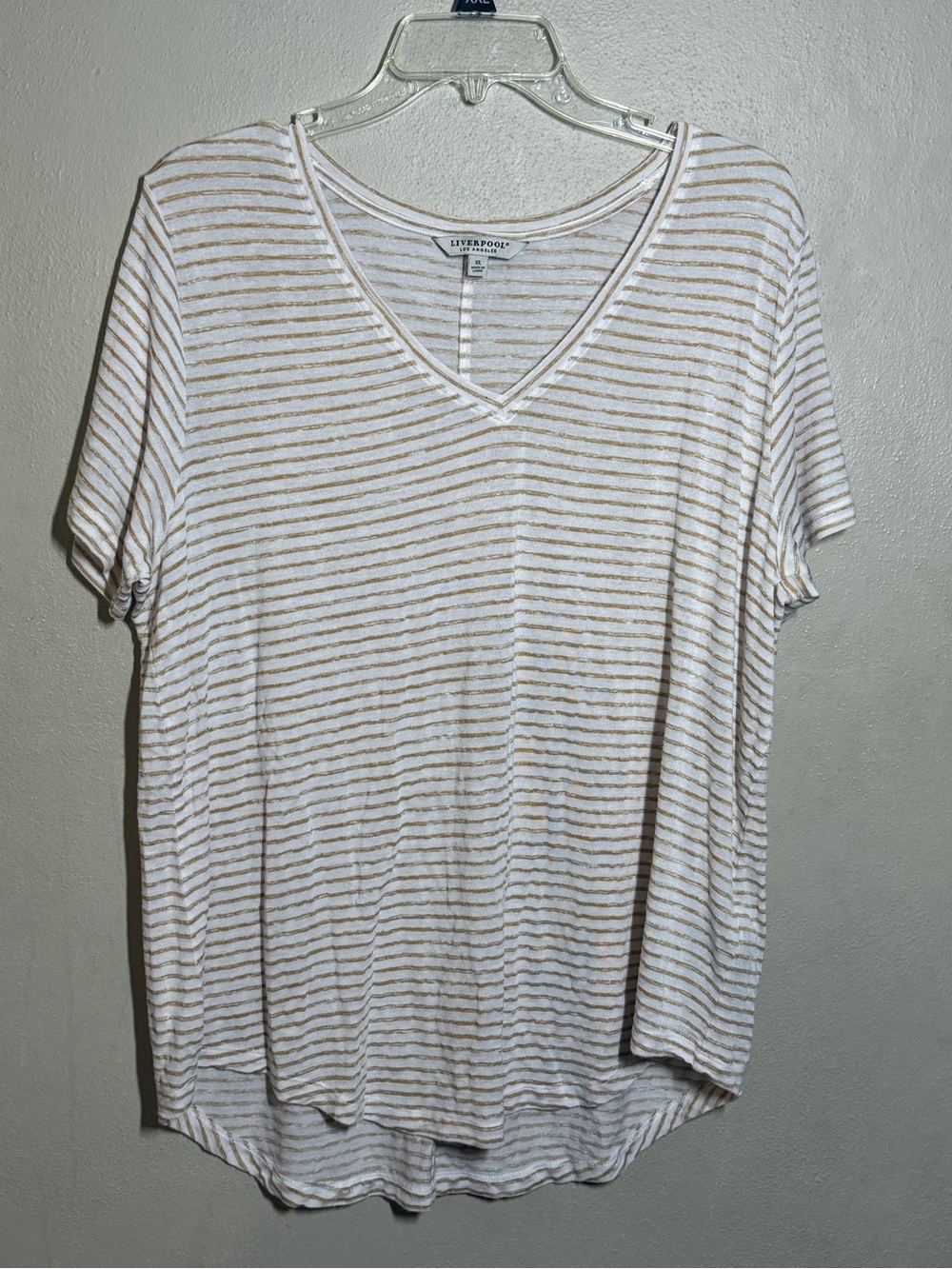 Women’s Liverpool Los Angeles Striped V-Neck Tee White/Gold Sz XL
